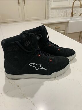 Alpinestars Black High-Top Skate Sneakers with White Logo